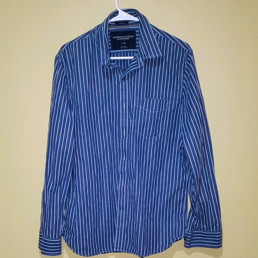 🔳🟢American Eagle button up